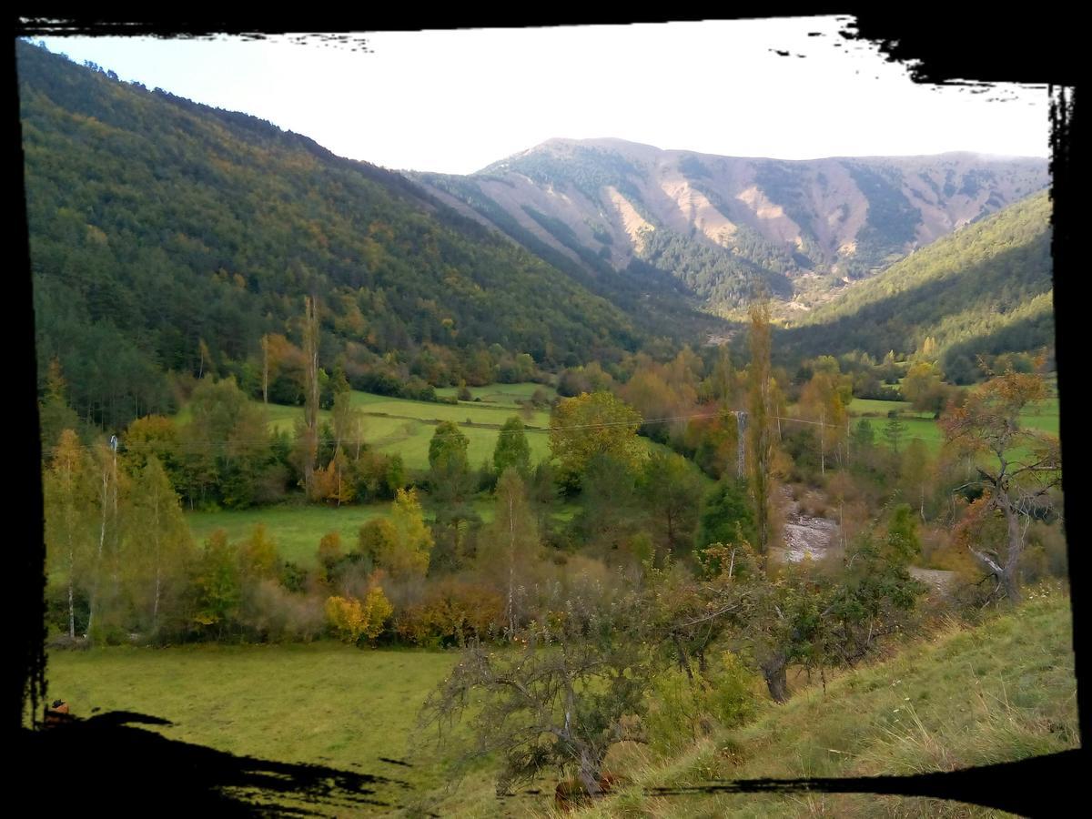 Linás de Broto Albergue El Ultimo Bucardo旅舍 外观 照片