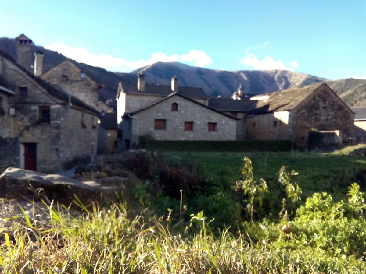 Linás de Broto Albergue El Ultimo Bucardo旅舍 外观 照片